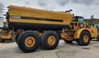Caterpillar 745C Artic Water Cart with new Curry Supply Co. 34,000 Litre Tank full