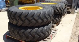 John Deere 770GP Grader – 14.00 Michelin Tyres & Rims